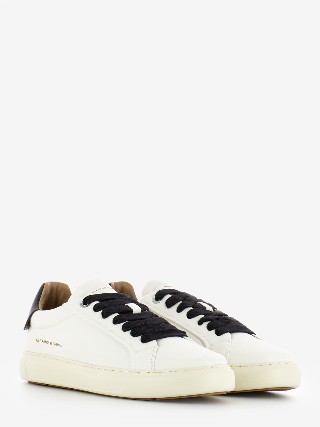 Soho M white / black