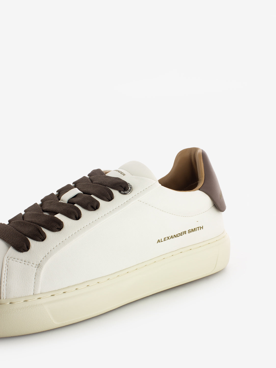 Soho M white brown