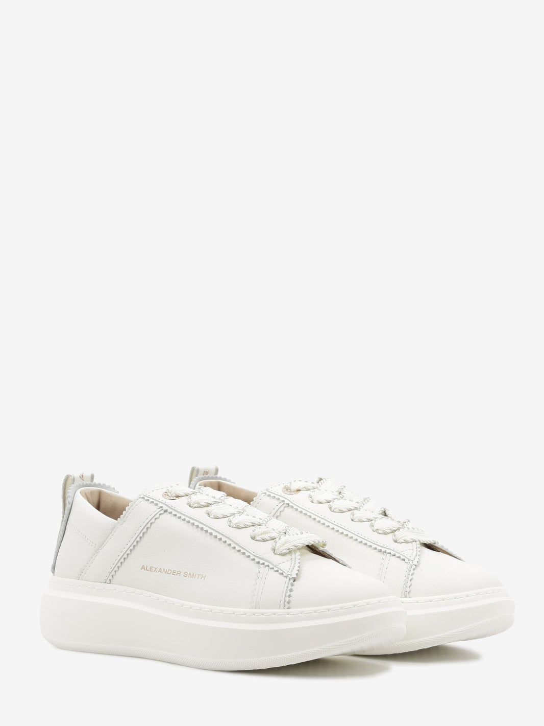 Wembley Unlined total white