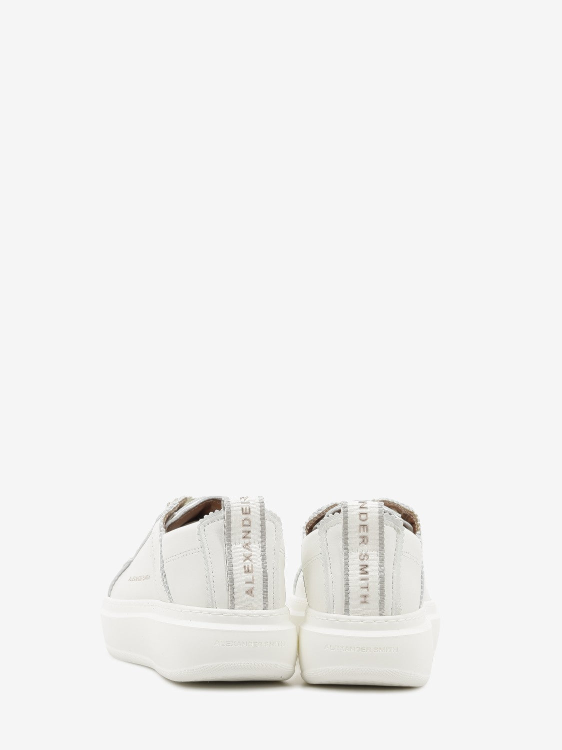 Wembley Unlined total white