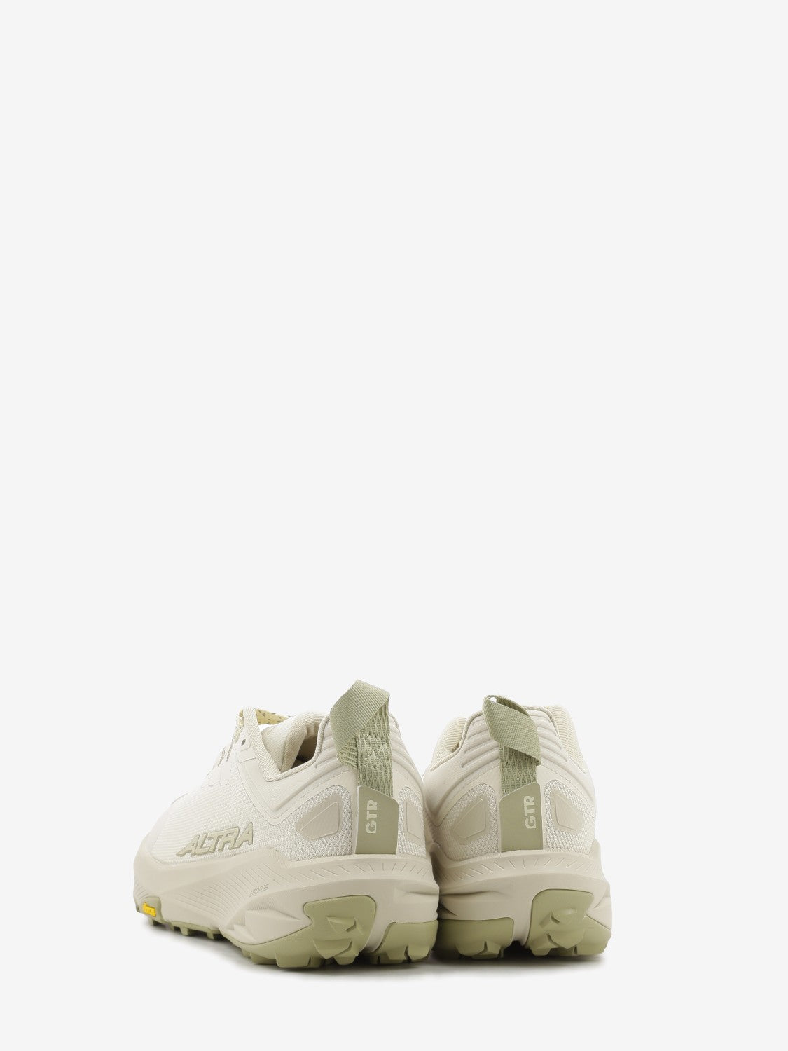 W Experience Wild 3+ sand