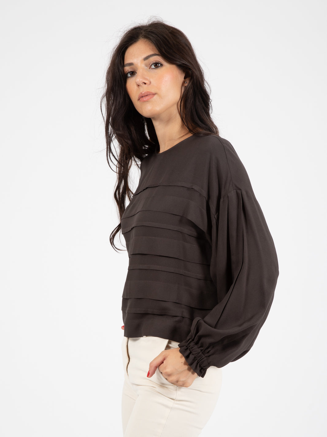 Blusa a pieghe viscosa ebano