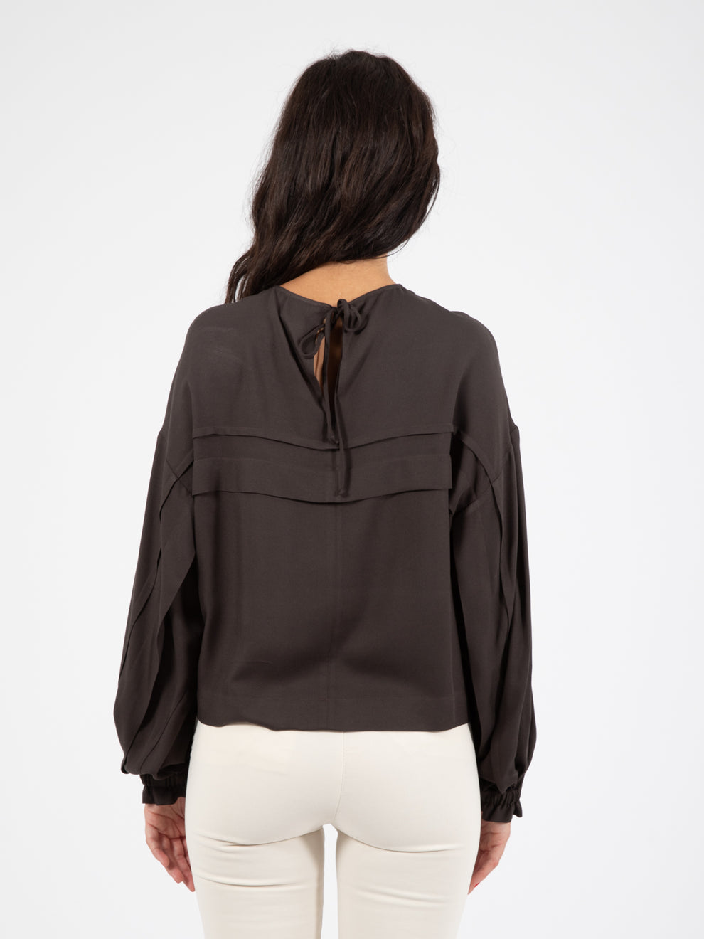 Blusa a pieghe viscosa ebano
