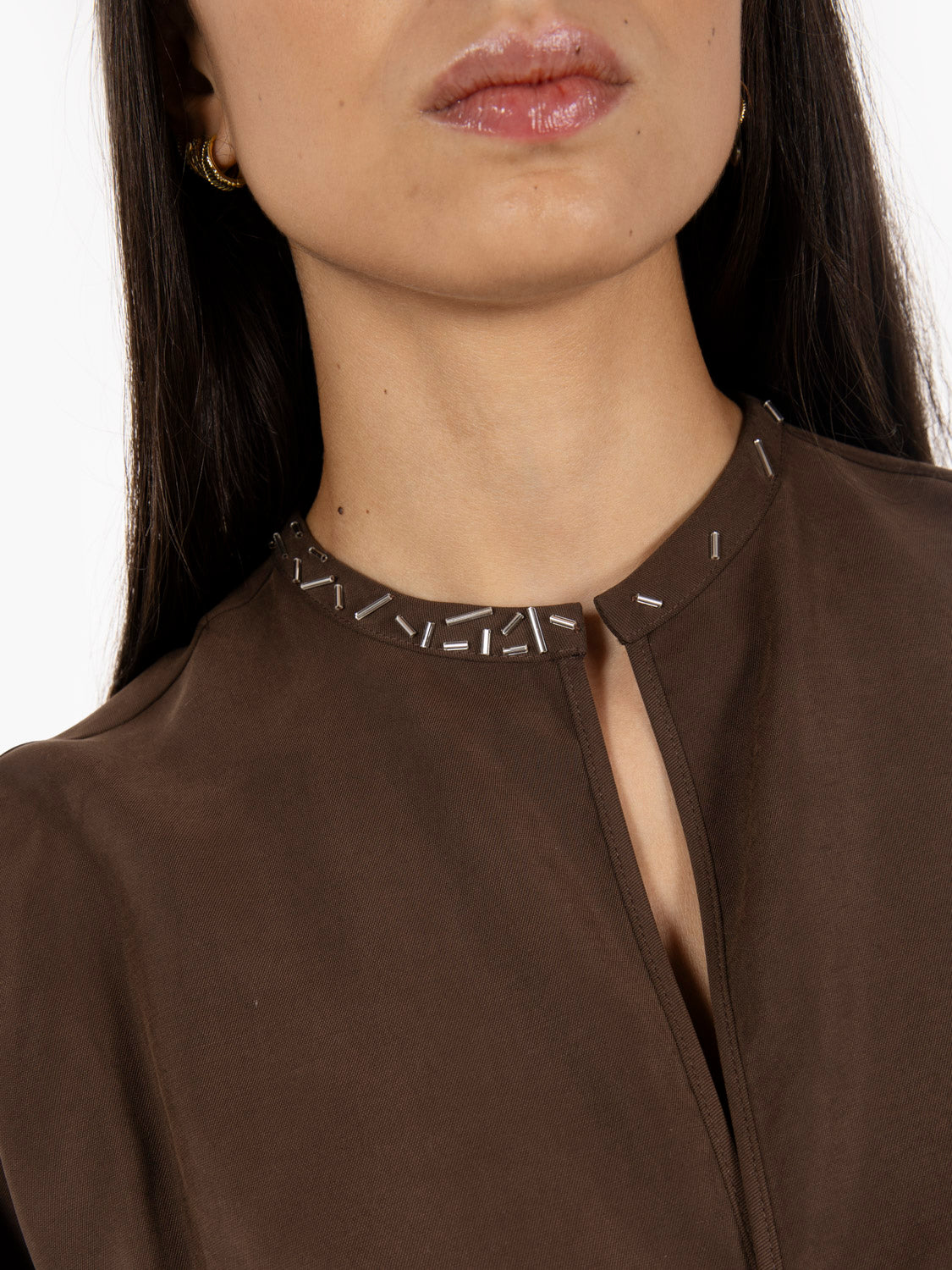 Blusa in cupro con applicazioni choco