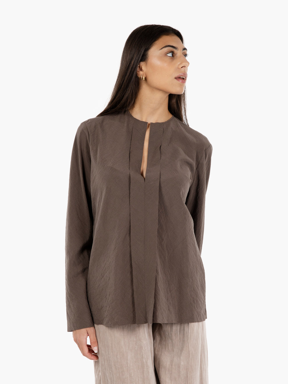 Blusa in seta con volant fumè