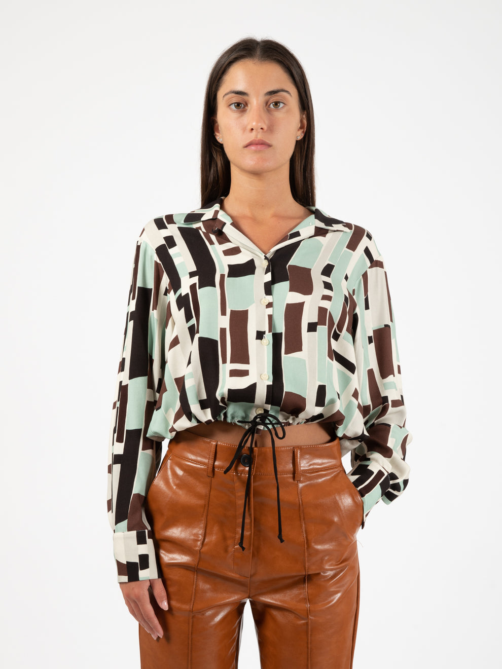 Camicia in viscosa stampa patch multicolor