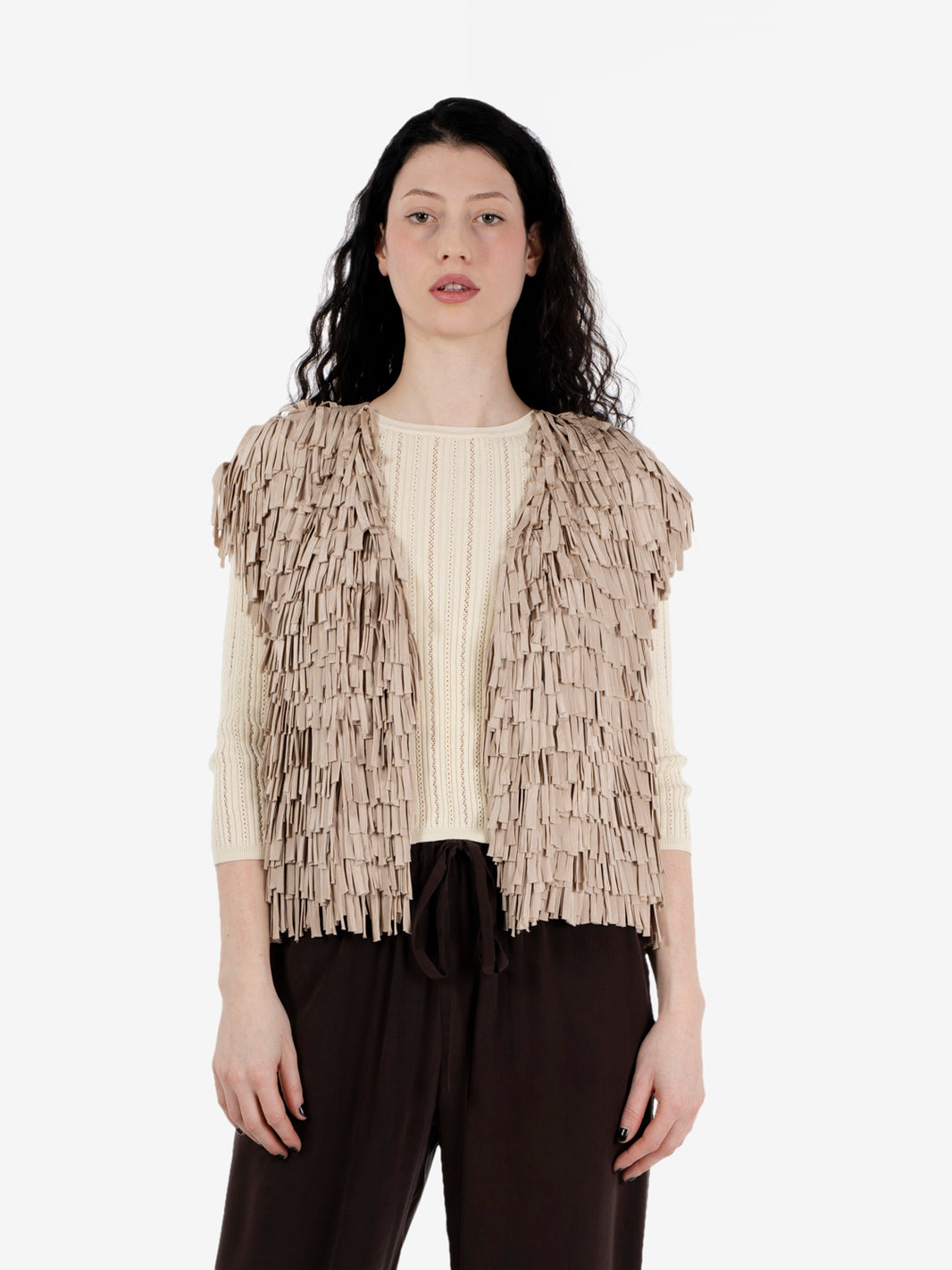 Gilet con frange cipria