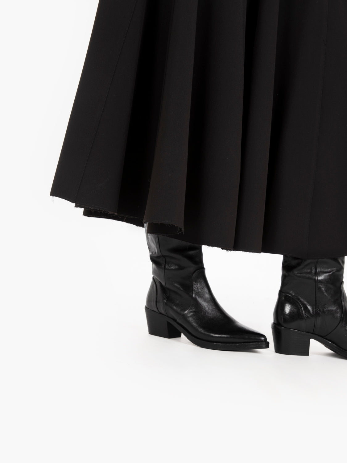 URBAN DAILY BLACK SQUARE SKIRT 165007_NE