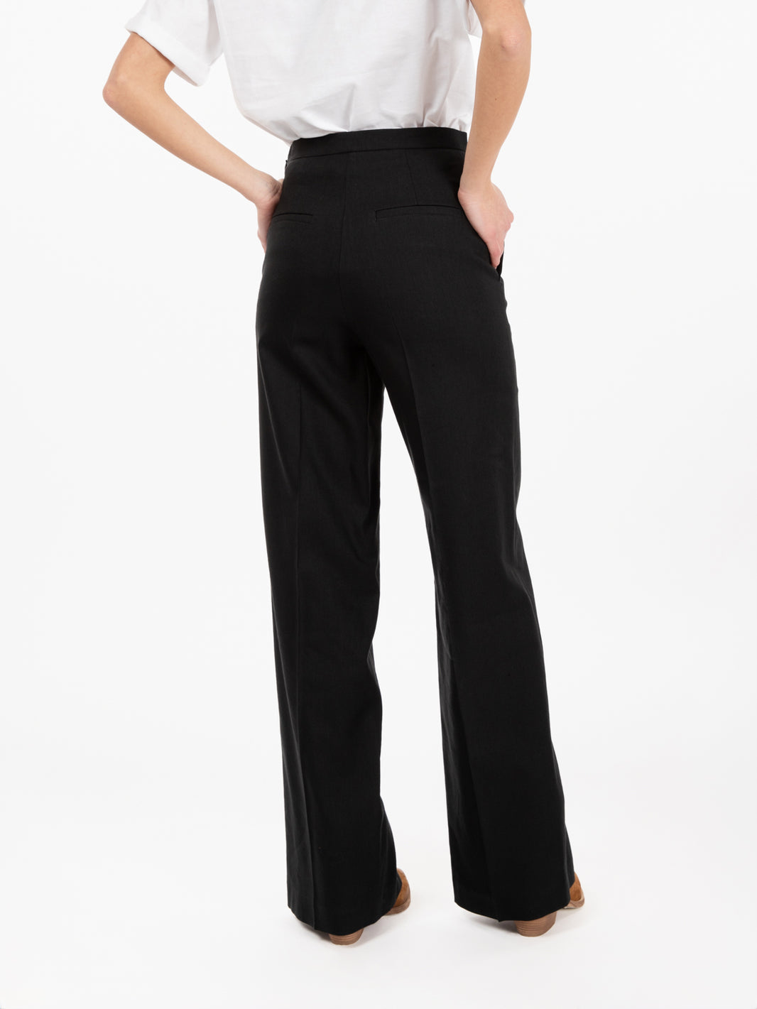 Pantalone ampio in lino stretch nero