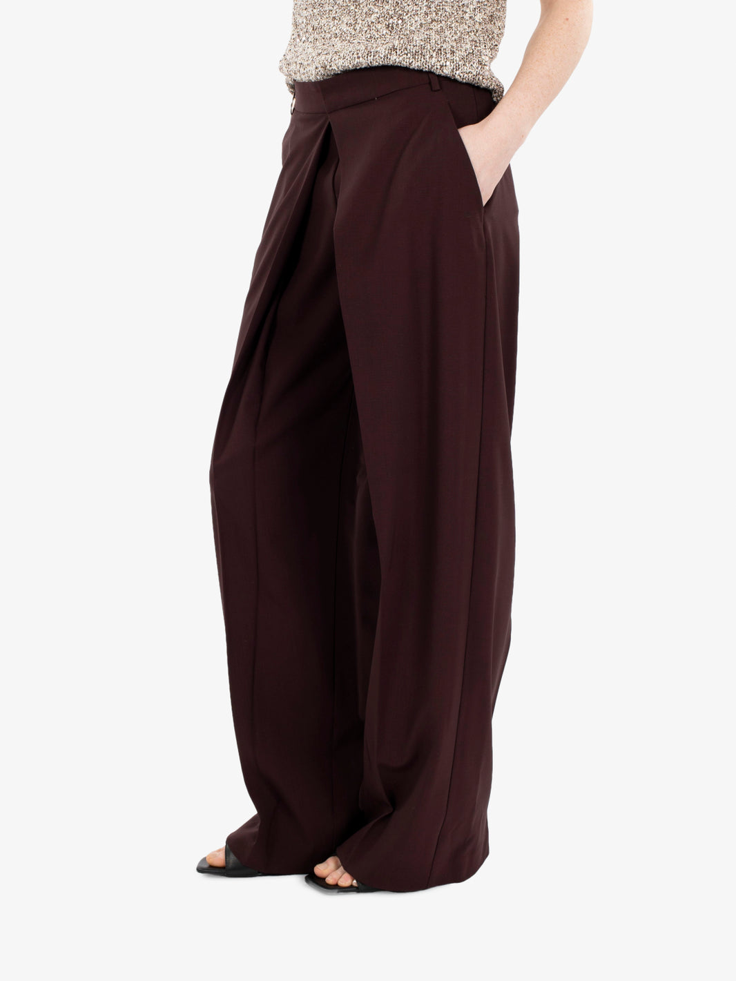 Pantaloni con piega uva