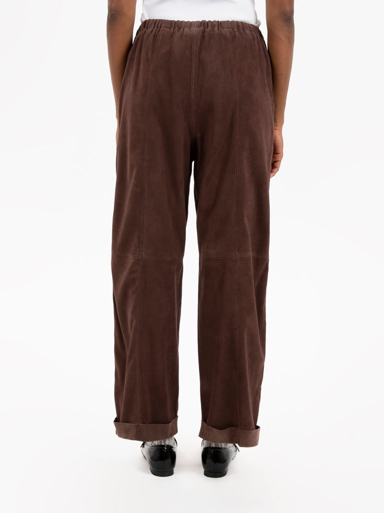 ALYSI - Pantaloni in suede con risvolto choco