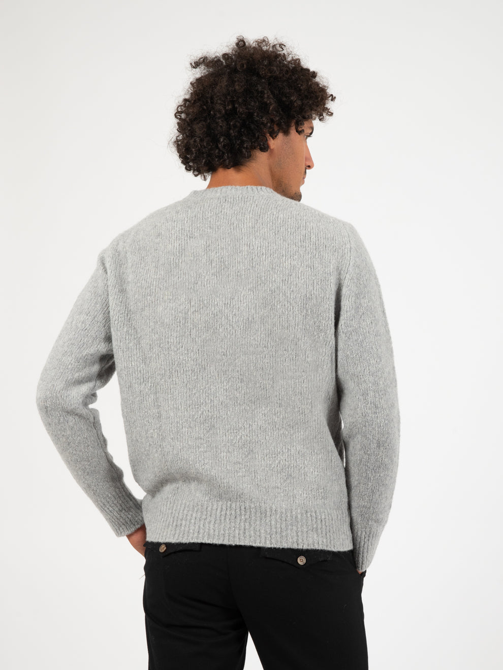 Maglione bouclè pietra