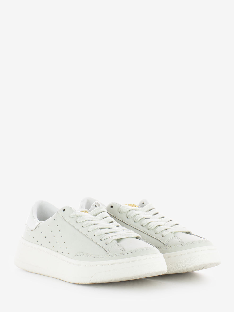 Trailmate white patent sneakers