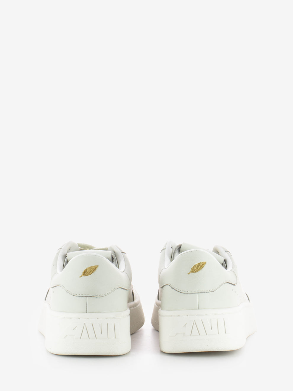 Sneakers Trailmate white