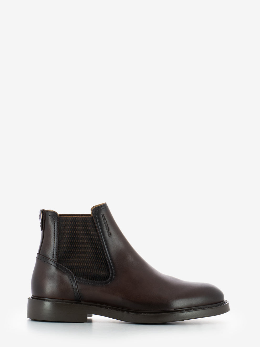 Beatles in pelle marrone