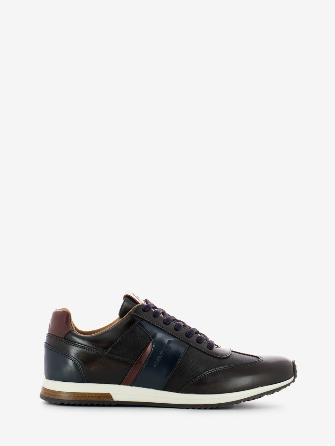 Sneakers testa di moro
