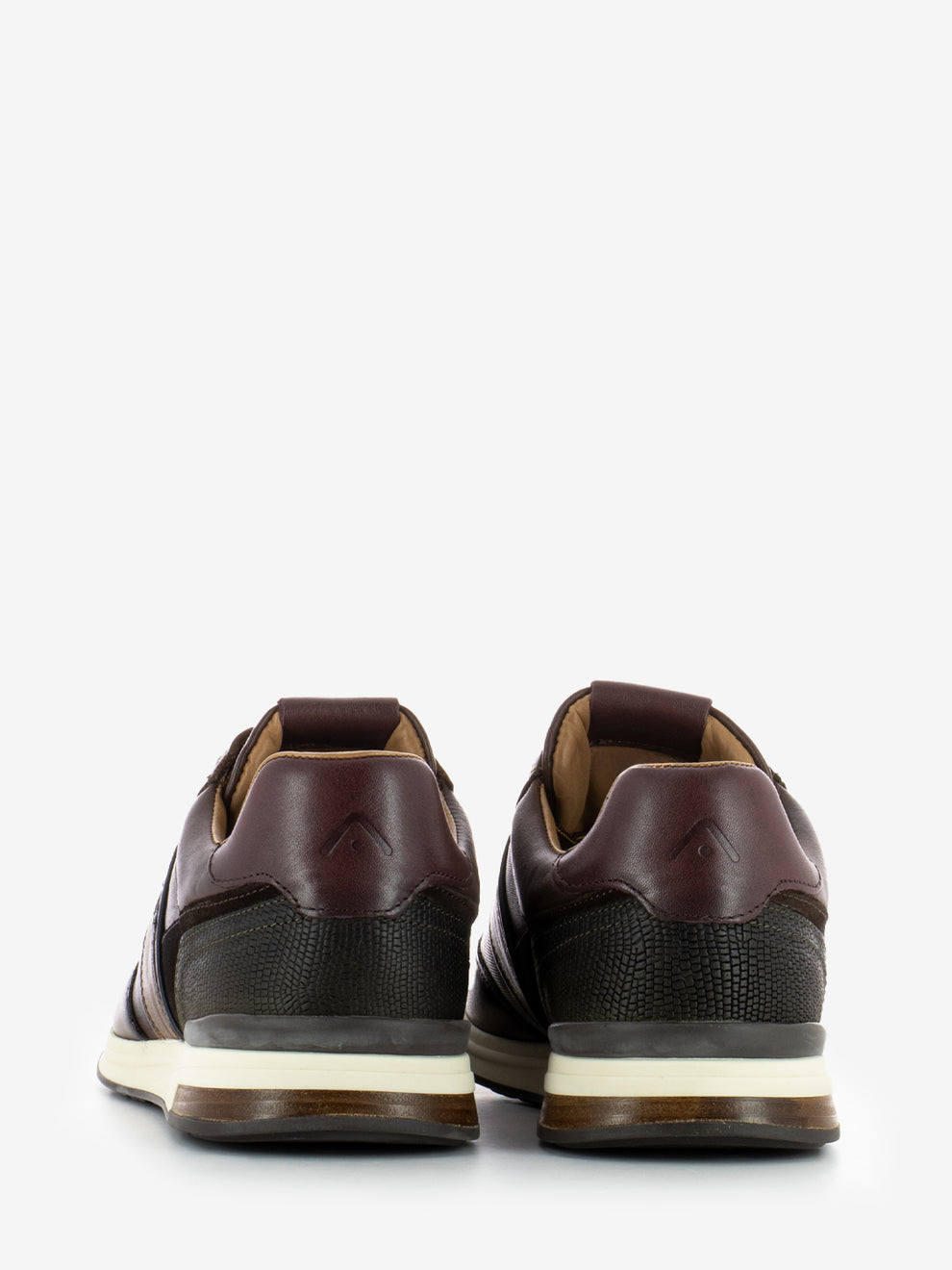 Sneakers casual lifestyle brown