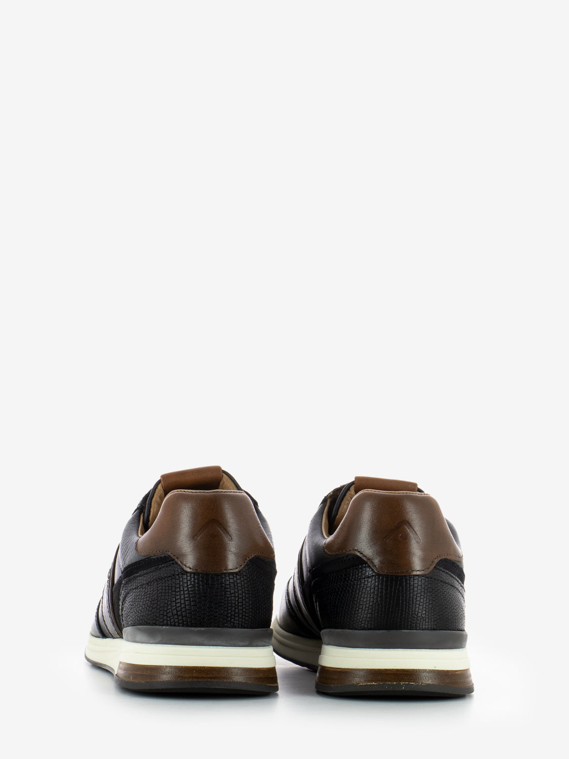 Sneakers casual lifestyle navy