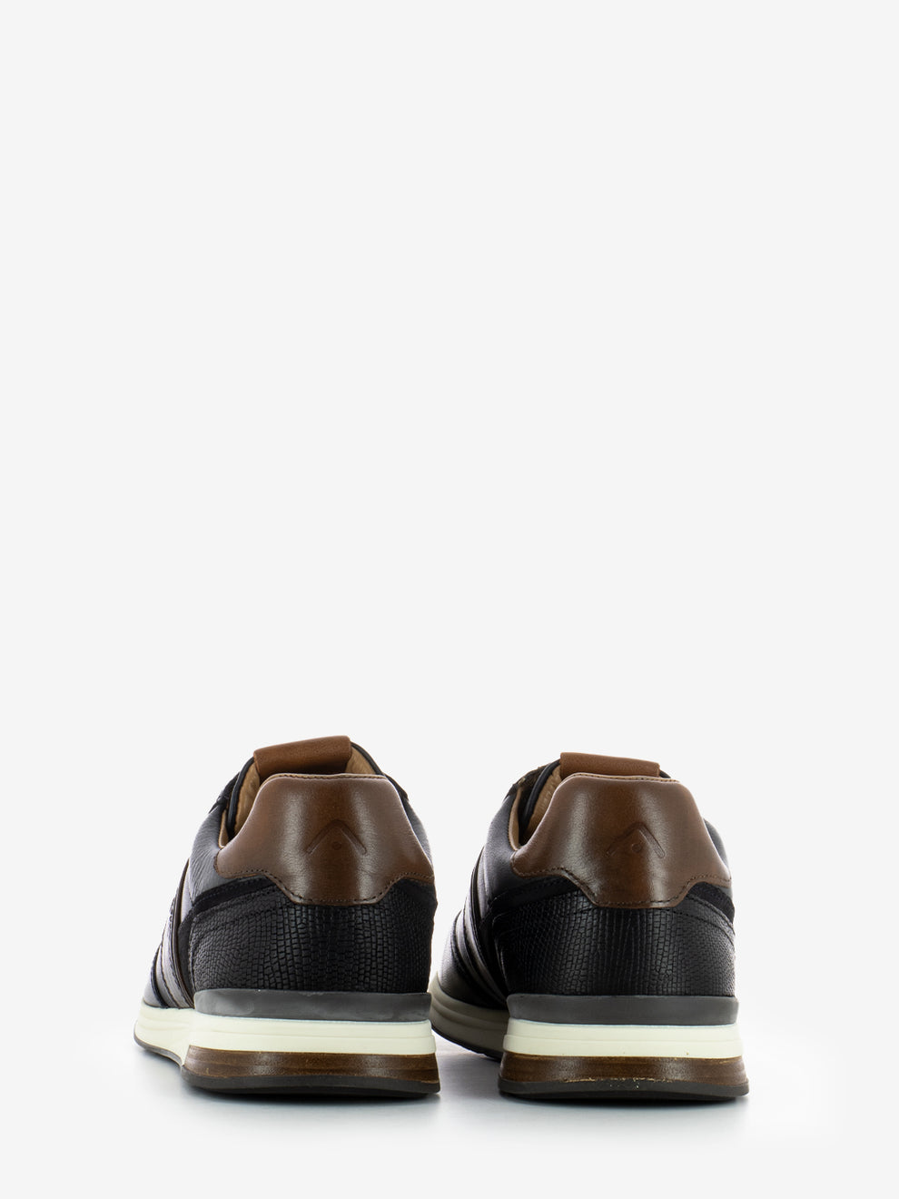 Sneakers casual lifestyle navy
