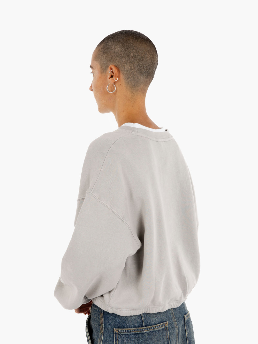 Cropped sweatshirt with grey logo