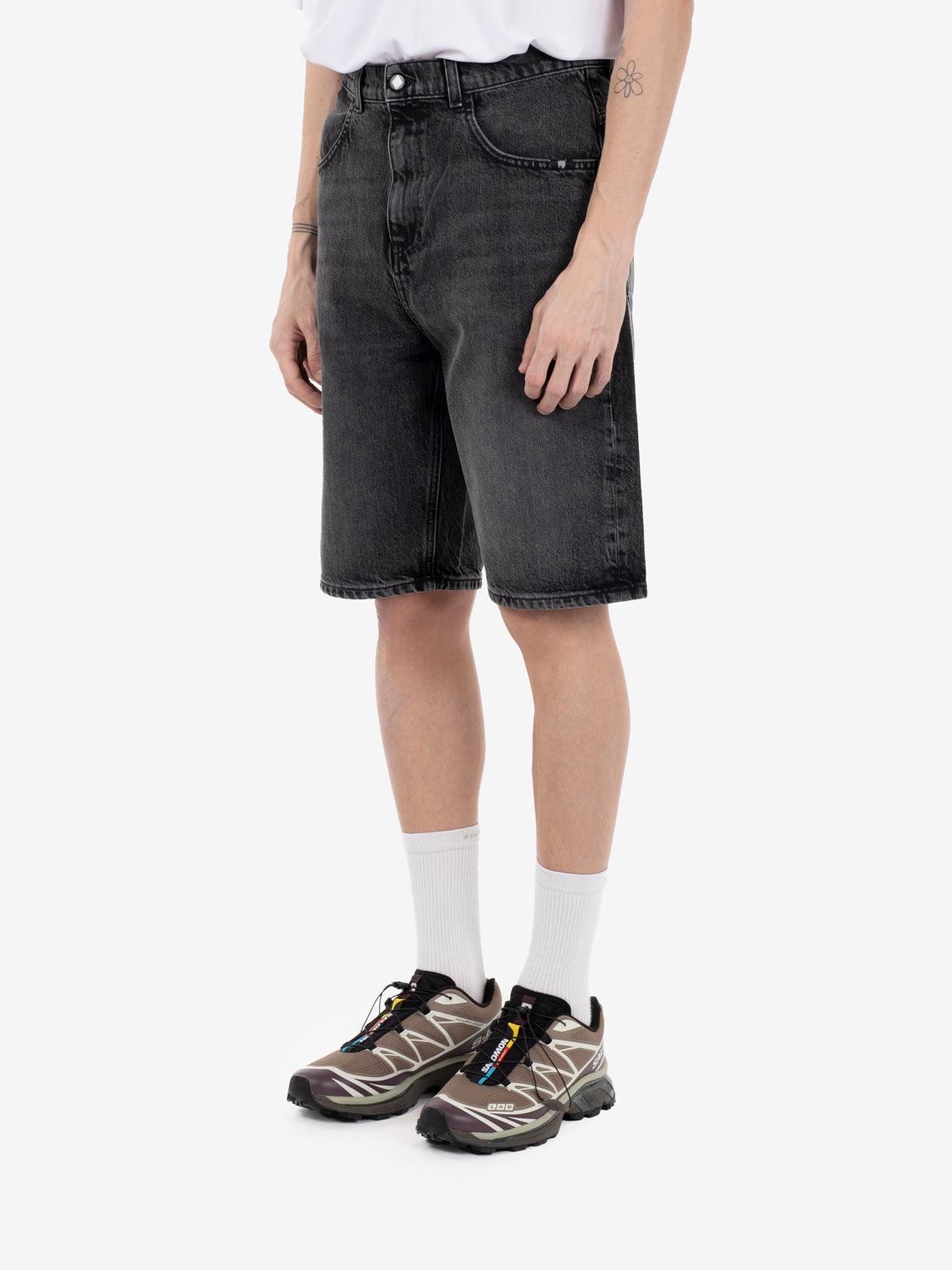 Tommy black wash denim Bermuda shorts