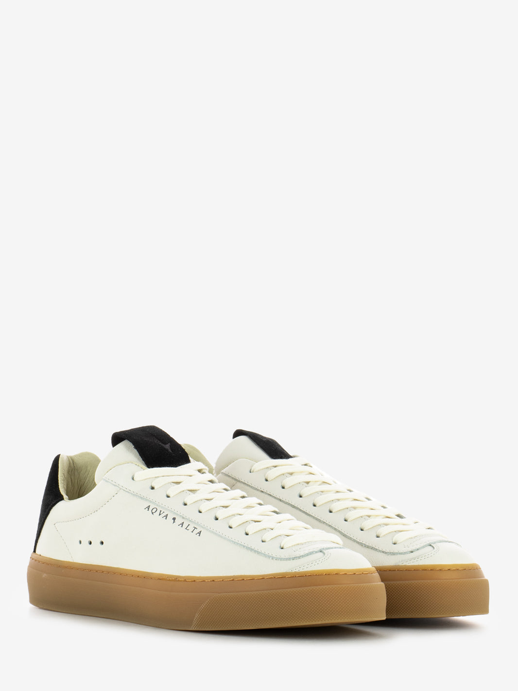 Sneakers Doge 01 white / black