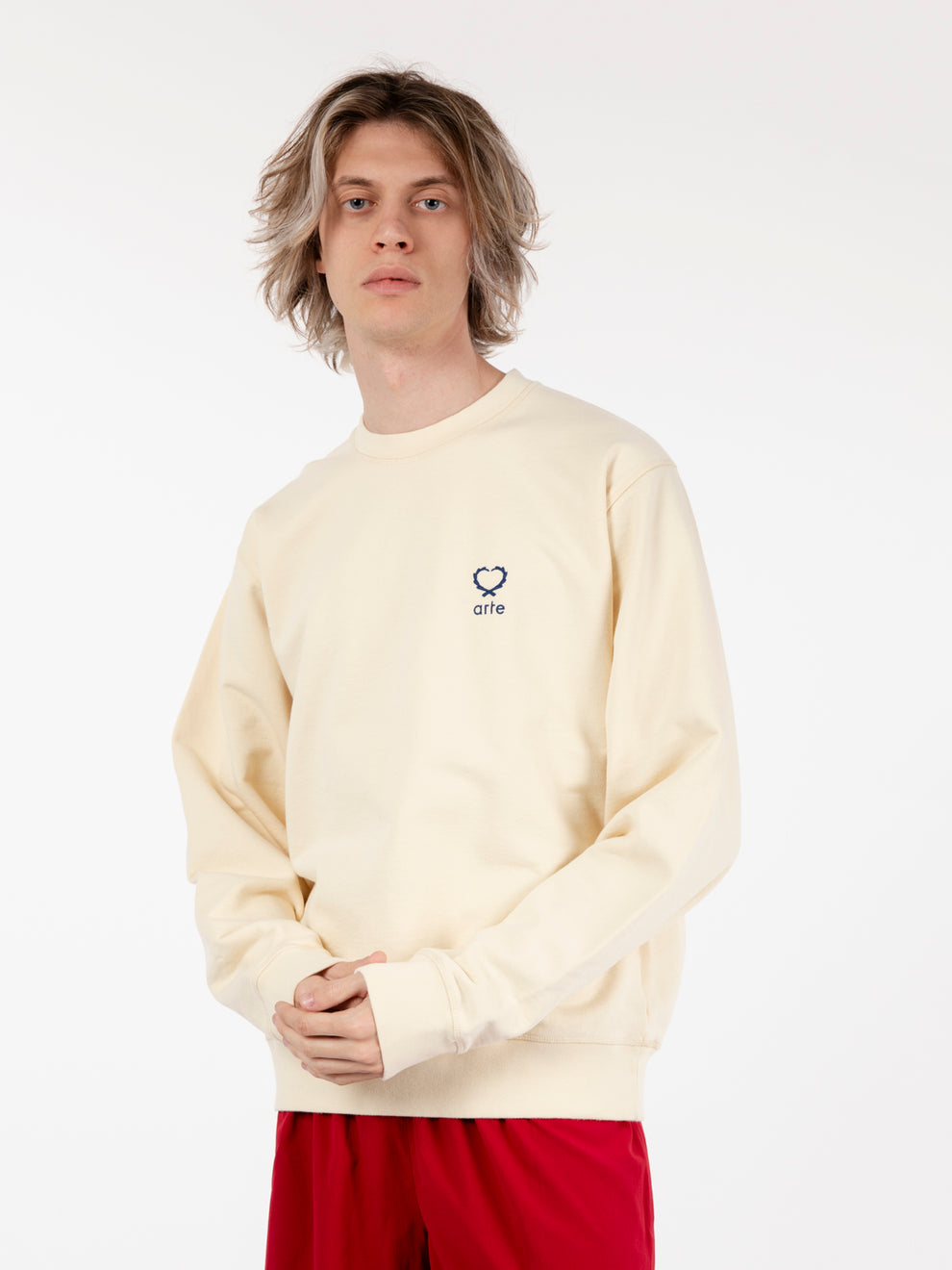 Carlos small heart cream crewneck sweatshirt