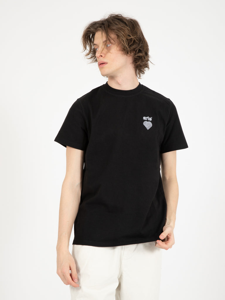 ARTE - T-shirt New Chest Heart logo black