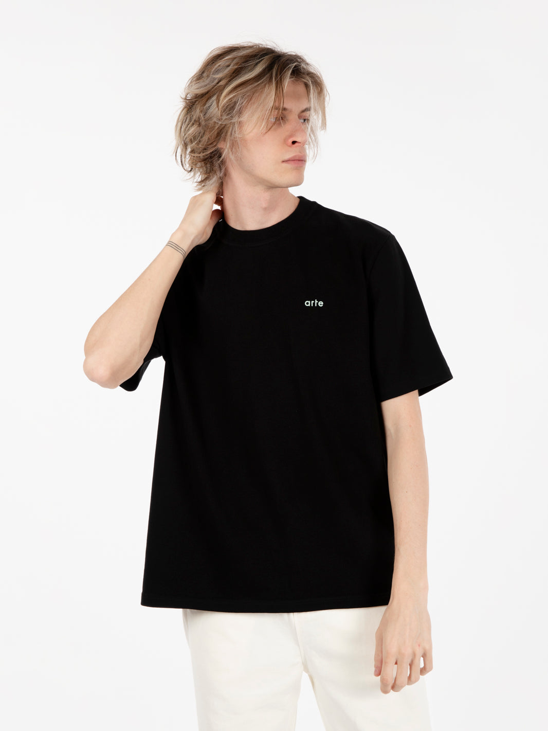Teo multi runner black t-shirt