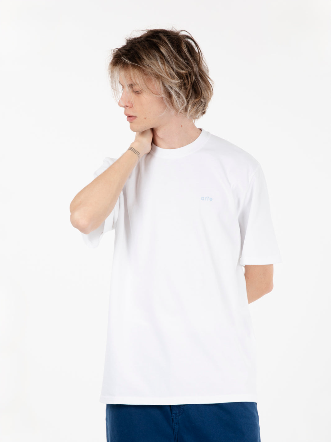 Teo back multi runner white t-shirt
