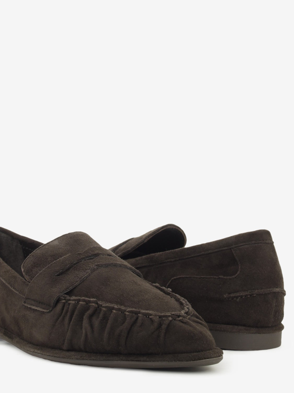 Mocassini a punta in suede testa di moro