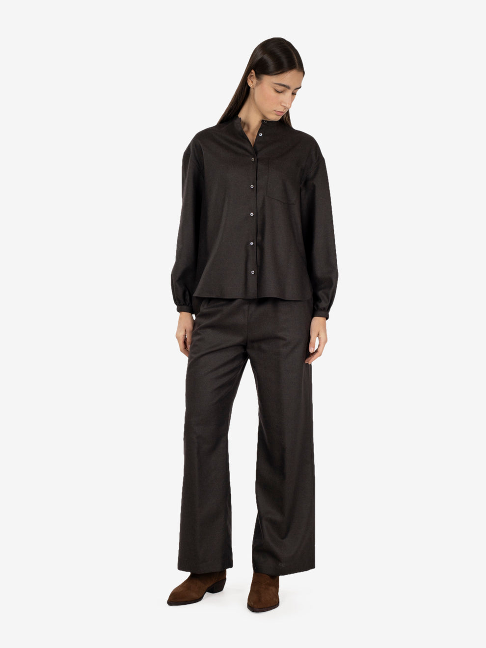 Pantaloni in fresco lana marrone