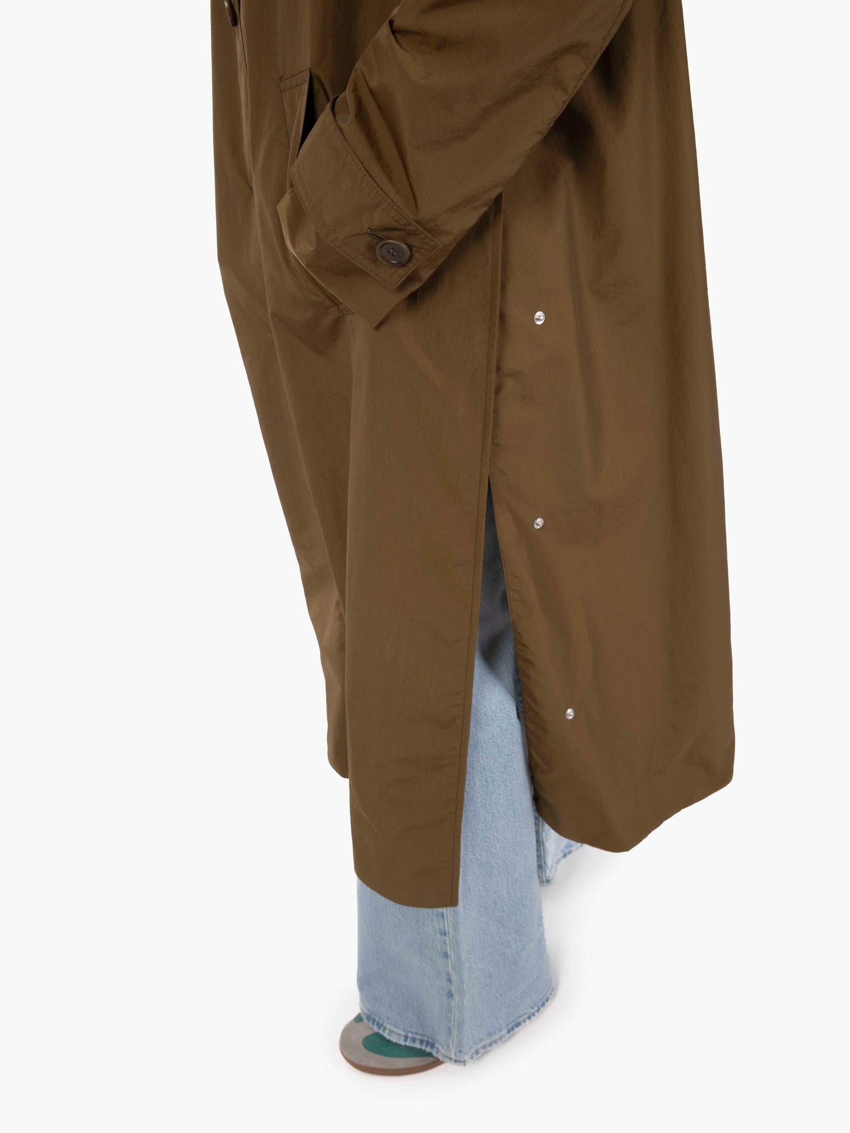Trench Nahele bronzo