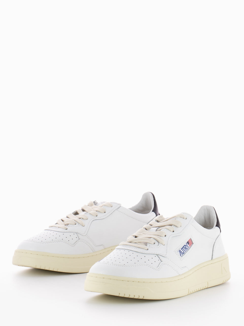 Medalist Low M in white leather