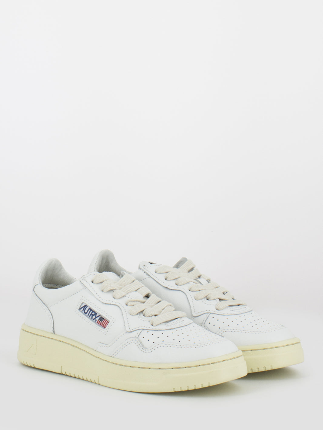 Mentalist Low W in white leather