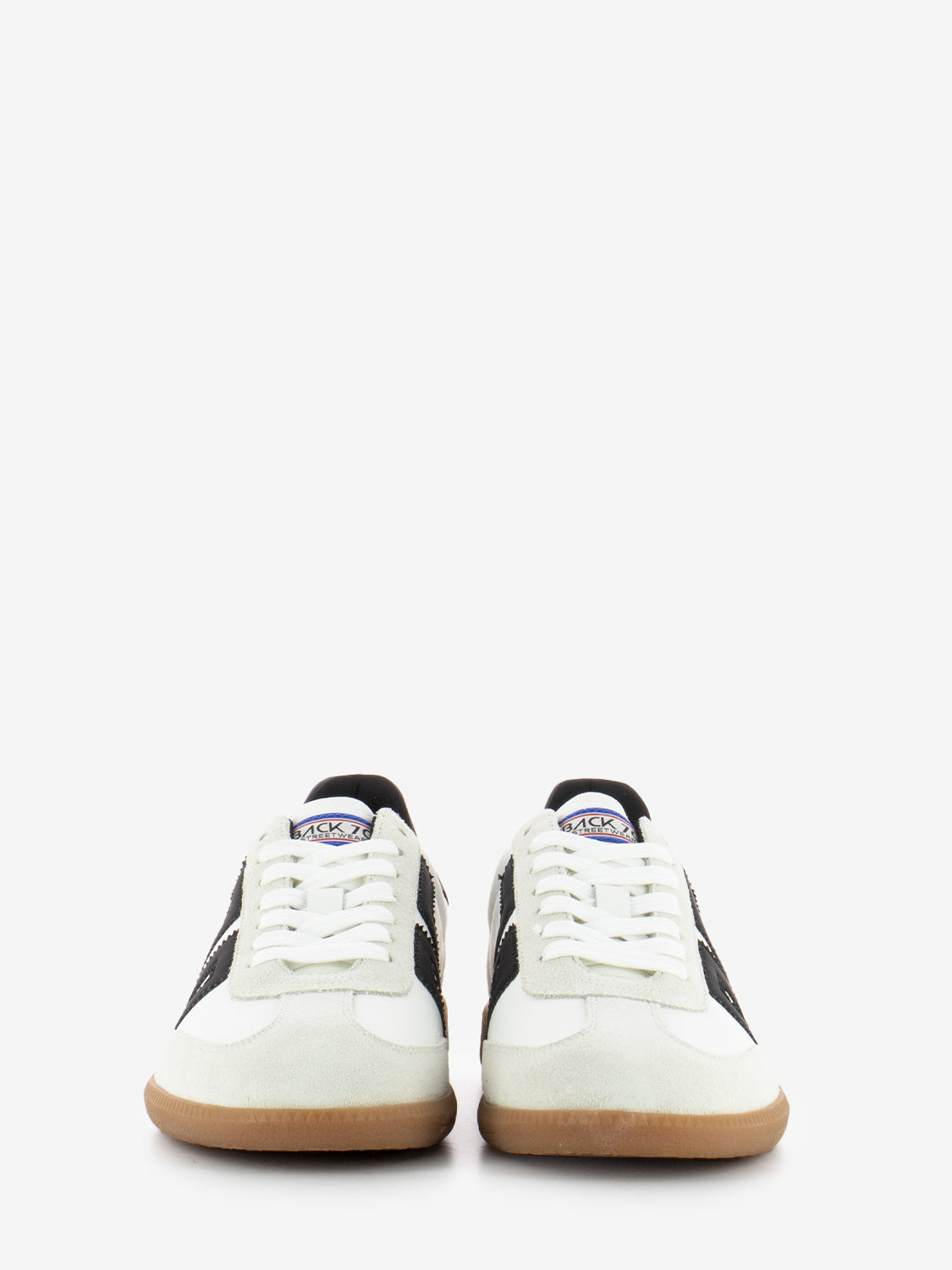 Cloud black sneakers