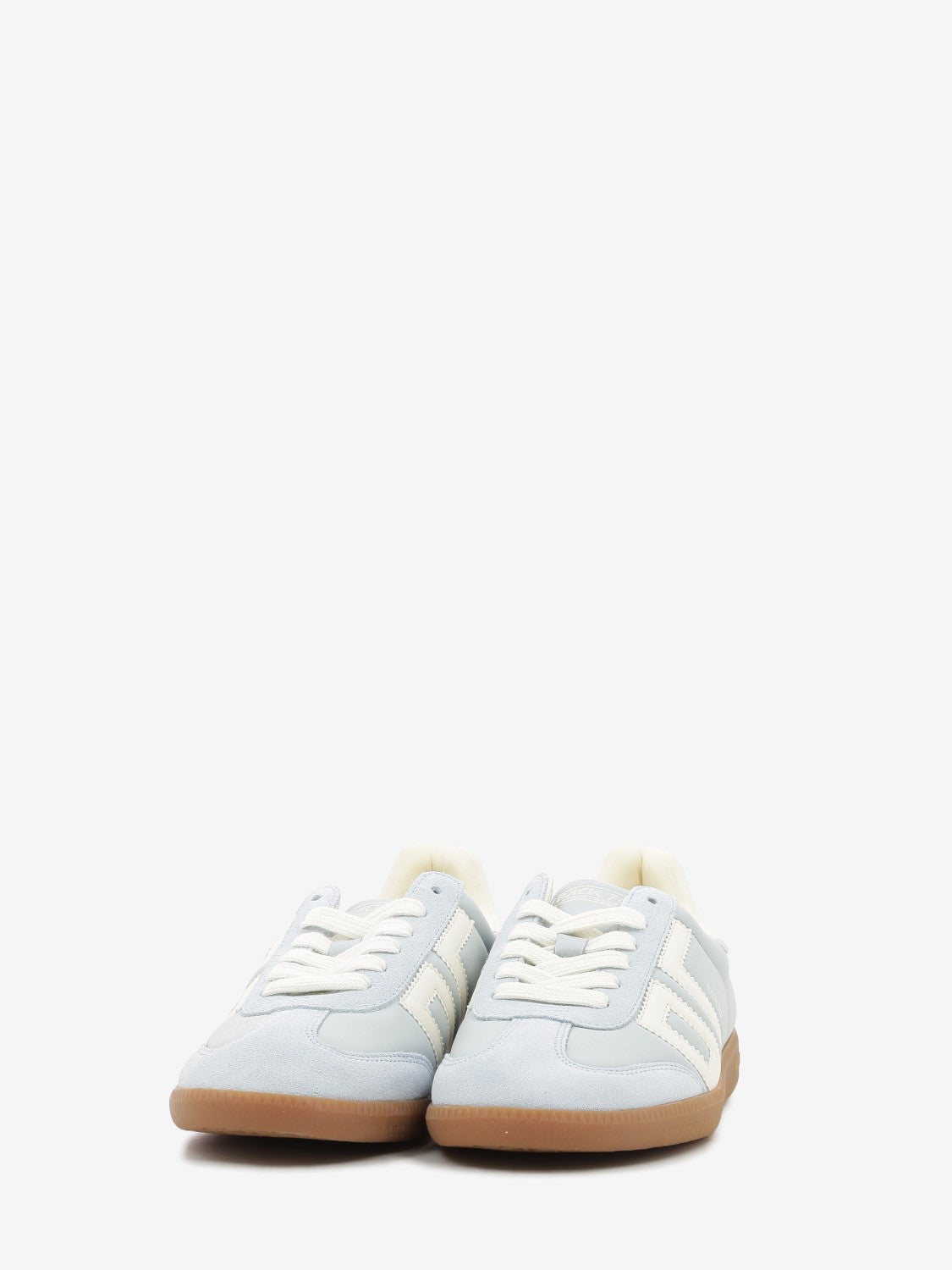 Cloud sneakers in sky nappa