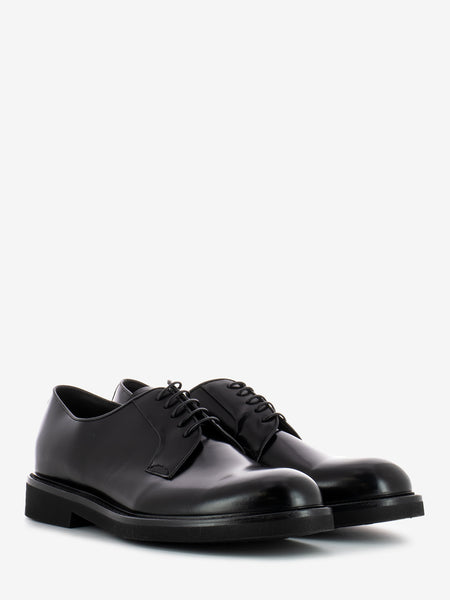 Scarpa derby allacciata nero