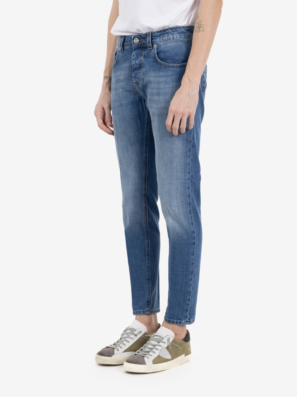 LIGHT DENIM DAVIS SHORTER UT-DAVIS-SHO_302