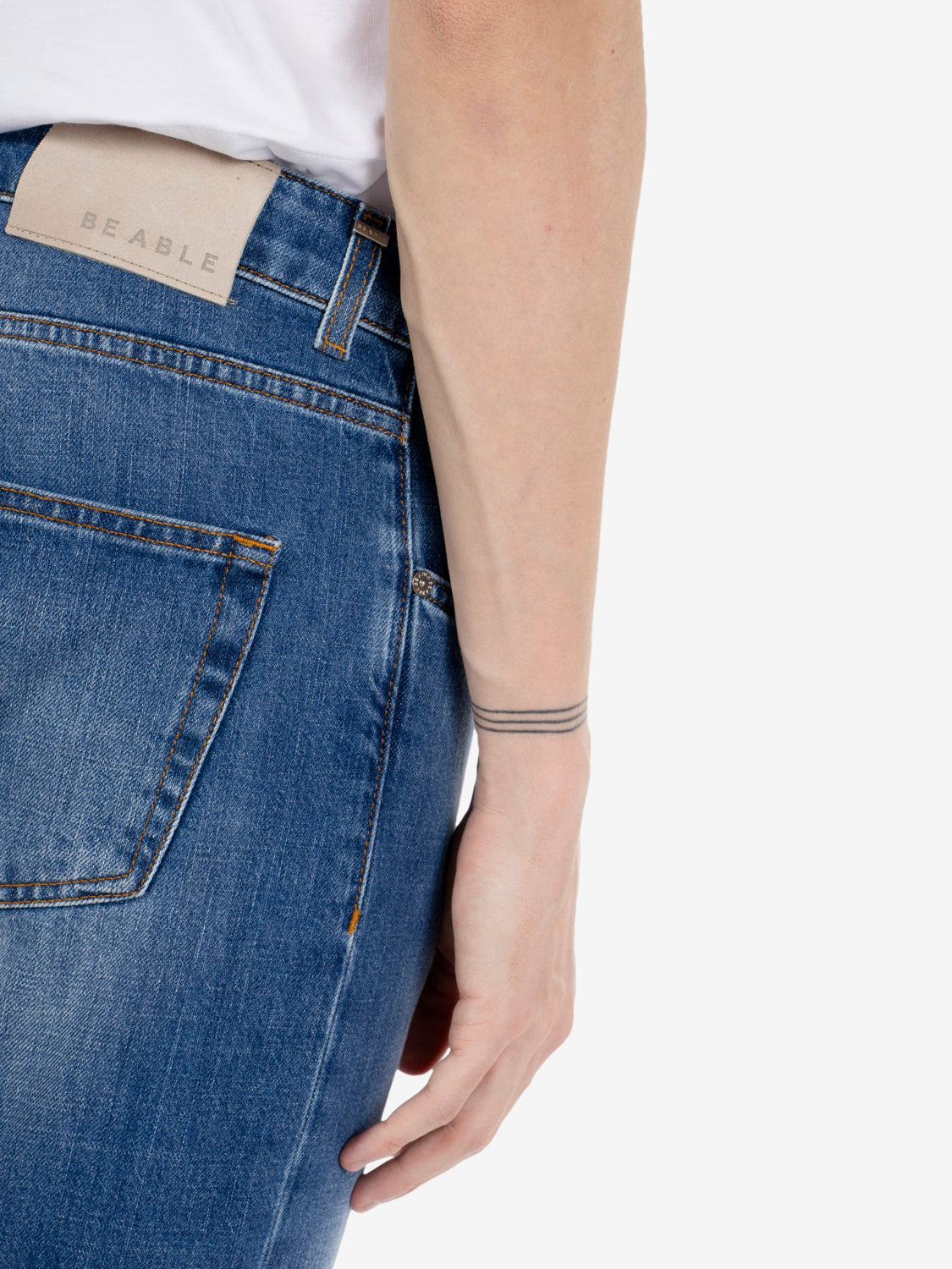 LIGHT DENIM DAVIS SHORTER UT-DAVIS-SHO_302