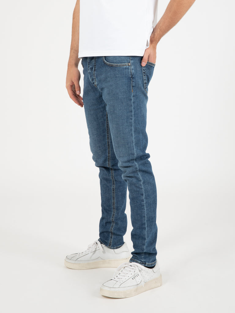 BE ABLE - Jeans Davis shorter medio scuro