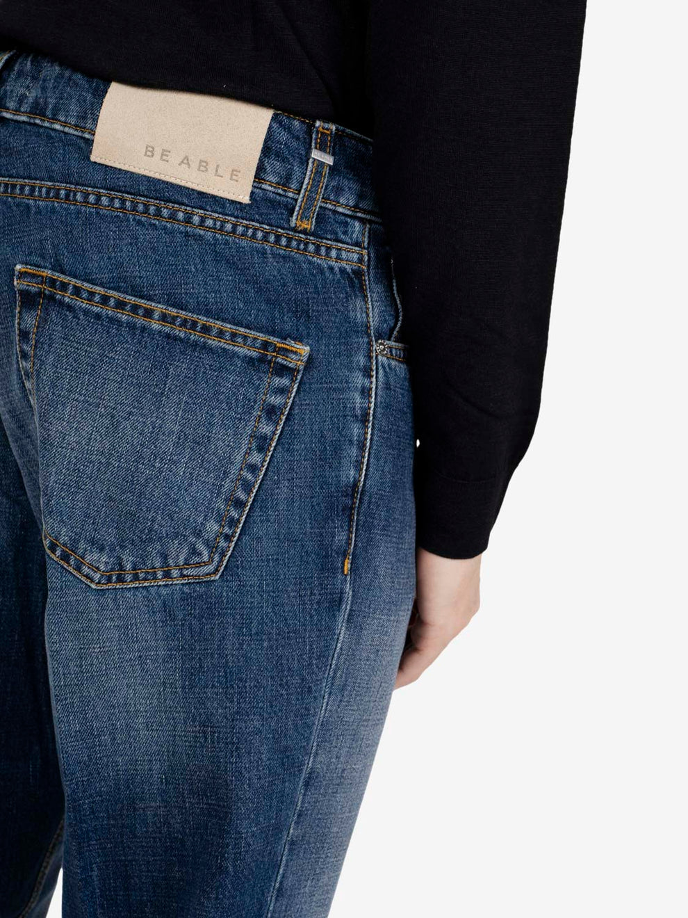 Leonardo shorter blue jeans