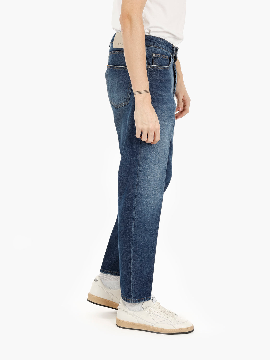 Jeans Leonardo Shorter in denim scuro