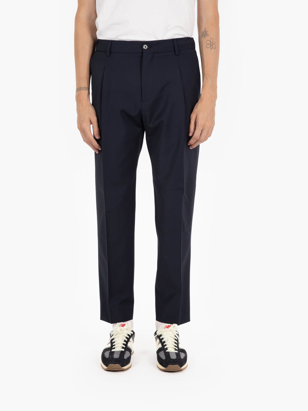 New Riccardo navy trousers