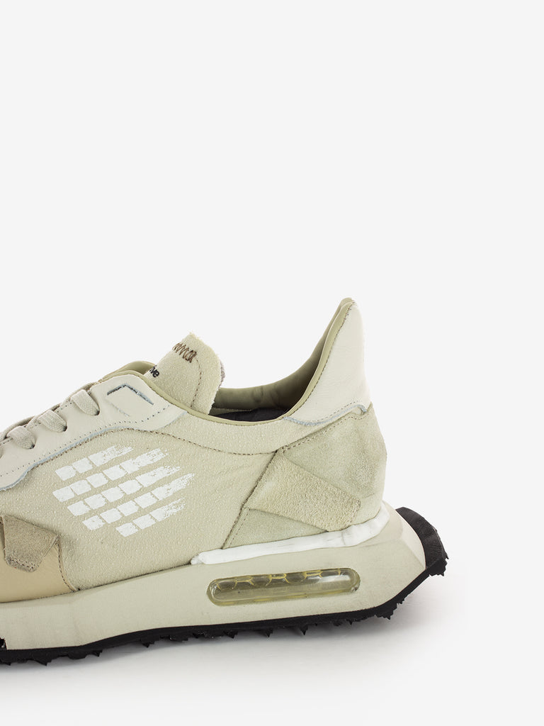 BE POSITIVE - Sneakers running Space Race stone