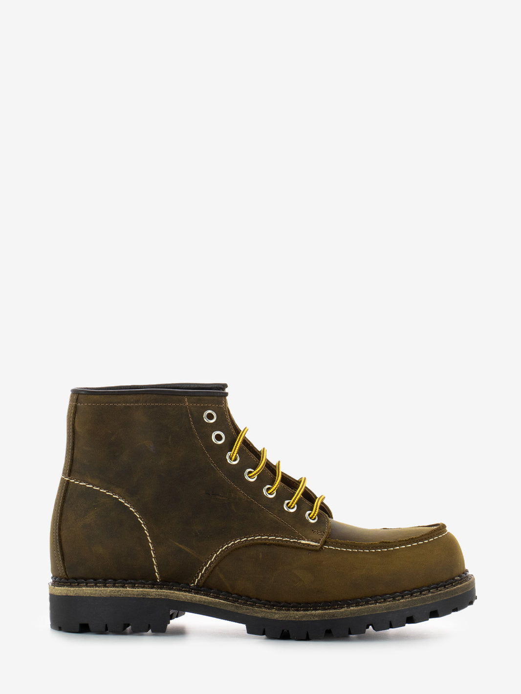 Brown aged nubuck polishes