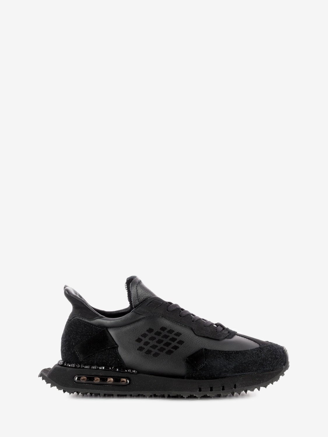 Sneakers Space Race triple black limited edition