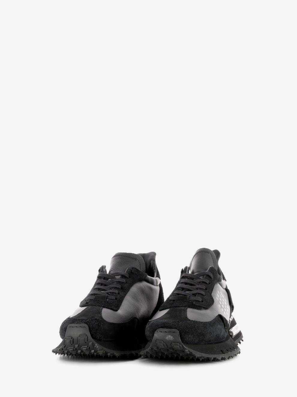 Sneakers Space Race triple black limited edition