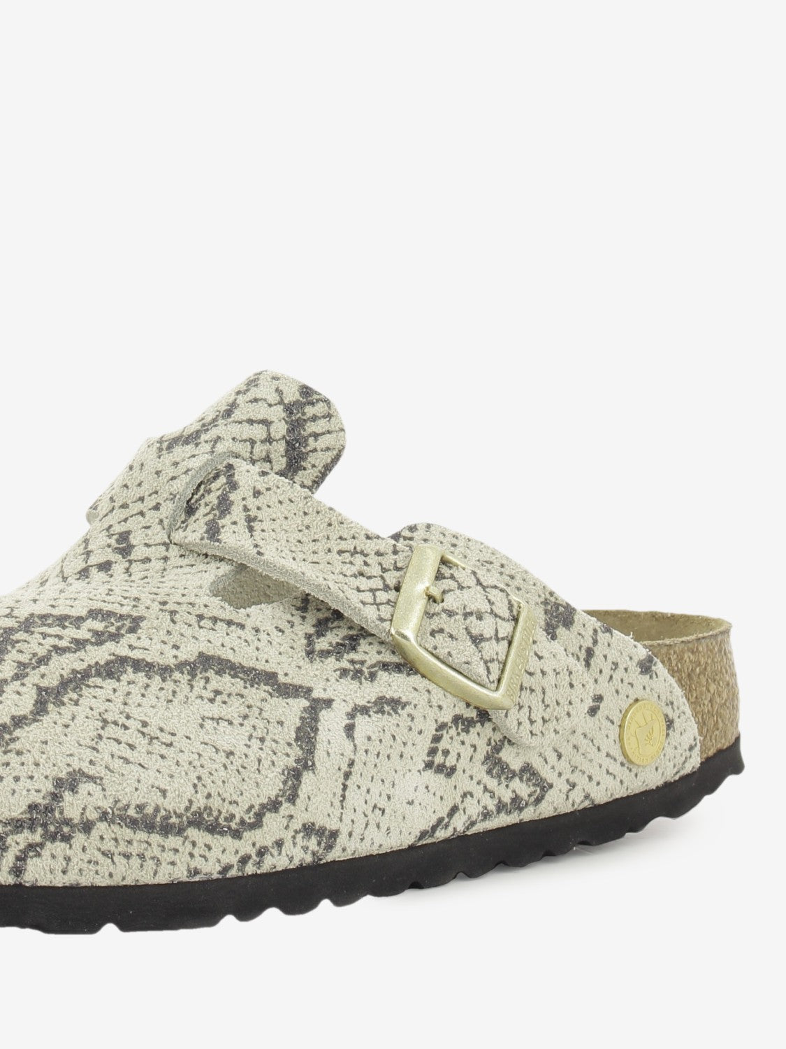 Boston Rivet Logo snake dyster