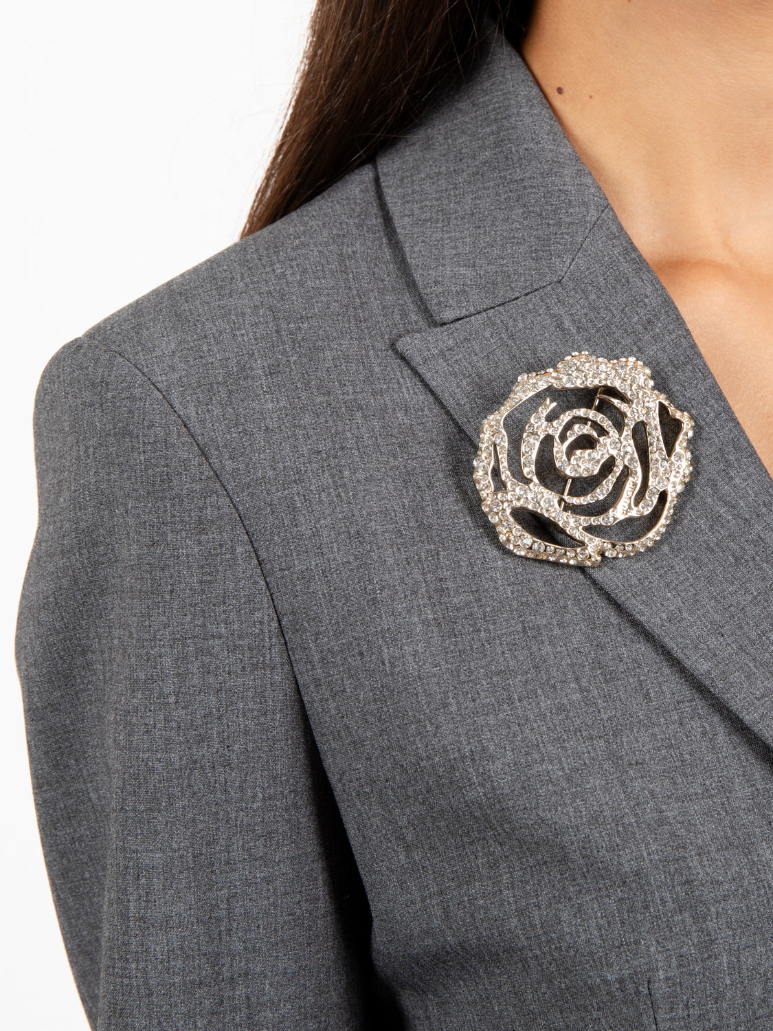 Fitted blazer with melange brooch